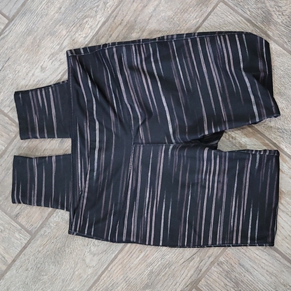 Columbia athletic leggings size M - Picture 2 of 3